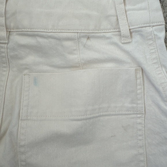 Club Monaco White Jeans (size 2) - Picture 4 of 4